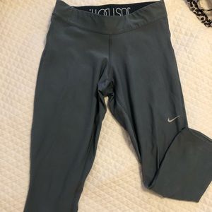 Nike leggings